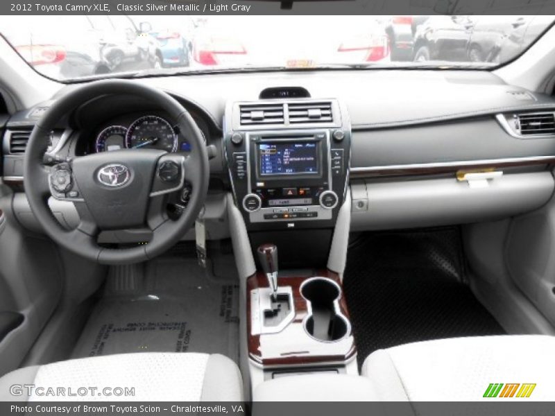 Classic Silver Metallic / Light Gray 2012 Toyota Camry XLE