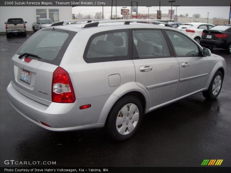 Titanuim Silver Metallic / Grey 2006 Suzuki Forenza Wagon