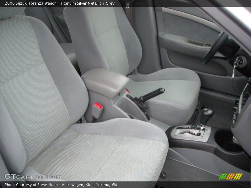 Titanuim Silver Metallic / Grey 2006 Suzuki Forenza Wagon