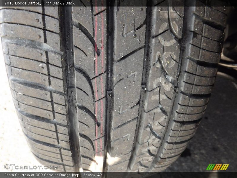Pitch Black / Black 2013 Dodge Dart SE