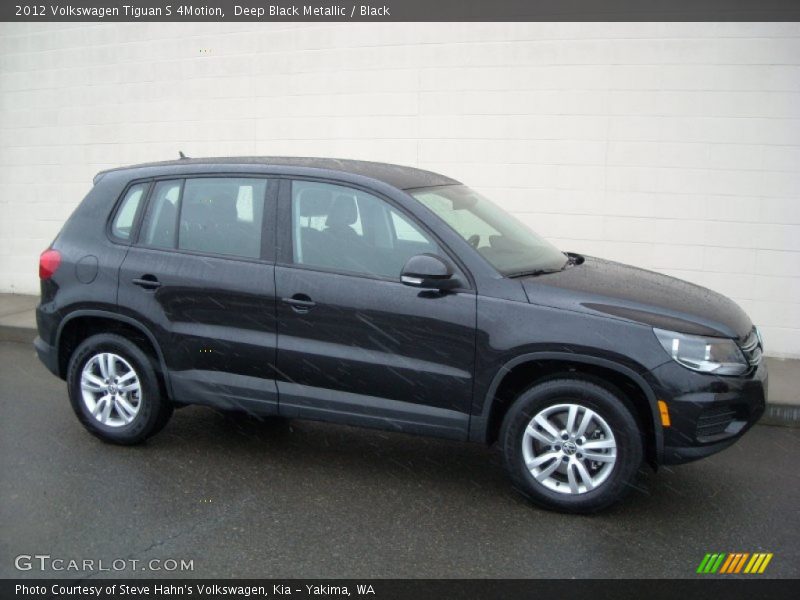 Deep Black Metallic / Black 2012 Volkswagen Tiguan S 4Motion