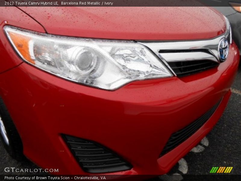 Barcelona Red Metallic / Ivory 2012 Toyota Camry Hybrid LE