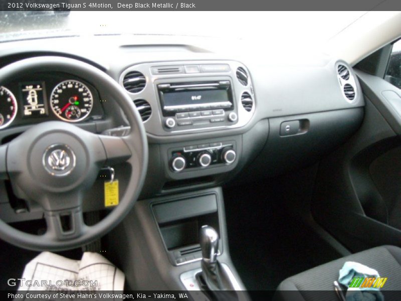 Deep Black Metallic / Black 2012 Volkswagen Tiguan S 4Motion