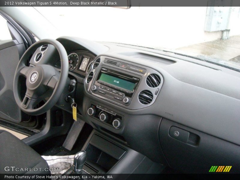 Deep Black Metallic / Black 2012 Volkswagen Tiguan S 4Motion