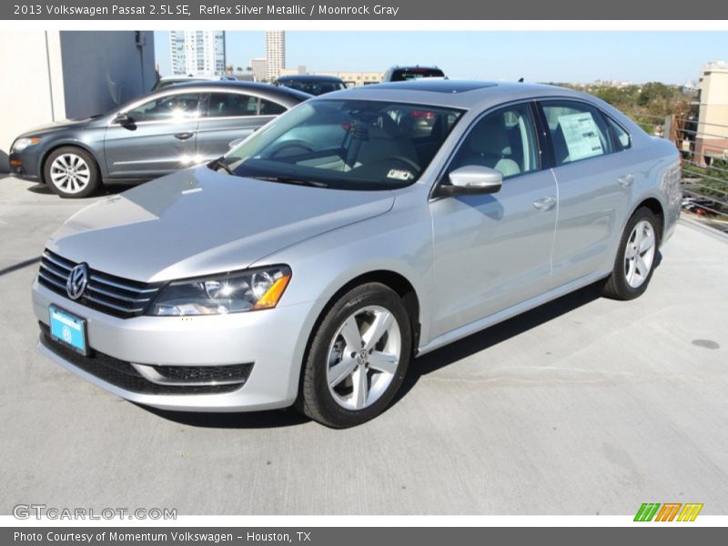 Reflex Silver Metallic / Moonrock Gray 2013 Volkswagen Passat 2.5L SE