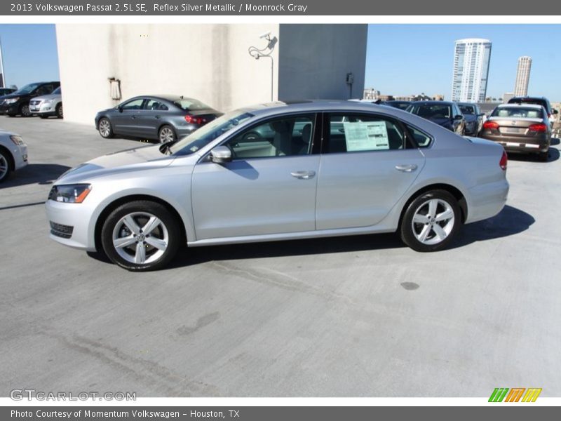 Reflex Silver Metallic / Moonrock Gray 2013 Volkswagen Passat 2.5L SE