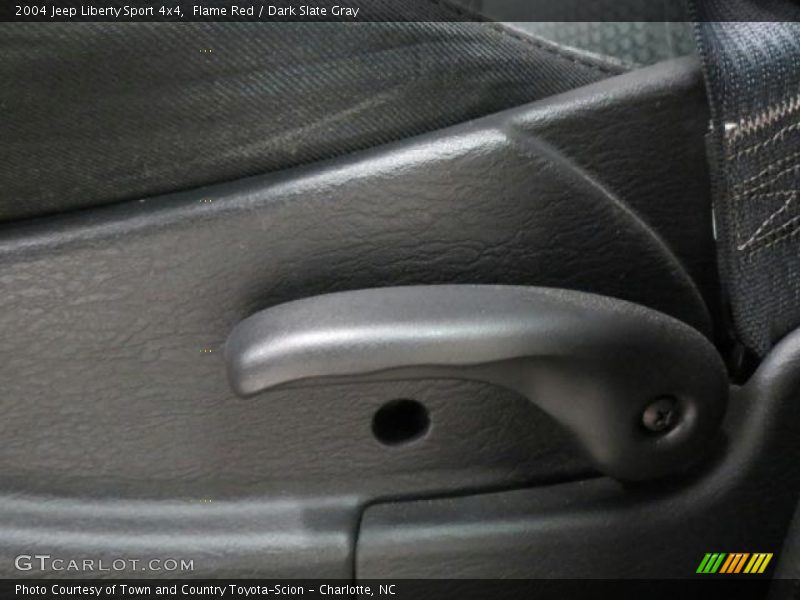 Flame Red / Dark Slate Gray 2004 Jeep Liberty Sport 4x4