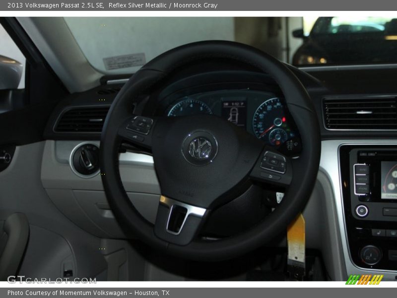 Reflex Silver Metallic / Moonrock Gray 2013 Volkswagen Passat 2.5L SE
