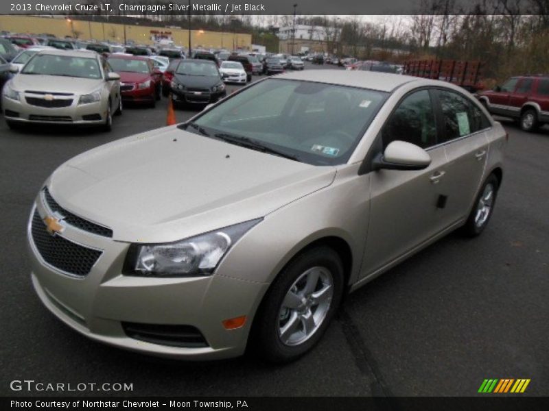 Champagne Silver Metallic / Jet Black 2013 Chevrolet Cruze LT