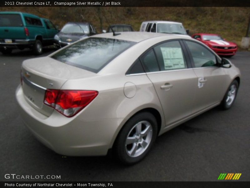 Champagne Silver Metallic / Jet Black 2013 Chevrolet Cruze LT