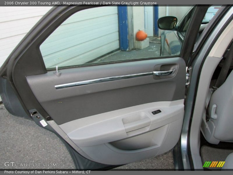 Magnesium Pearlcoat / Dark Slate Gray/Light Graystone 2006 Chrysler 300 Touring AWD
