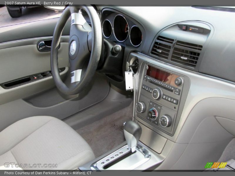 Berry Red / Gray 2007 Saturn Aura XE