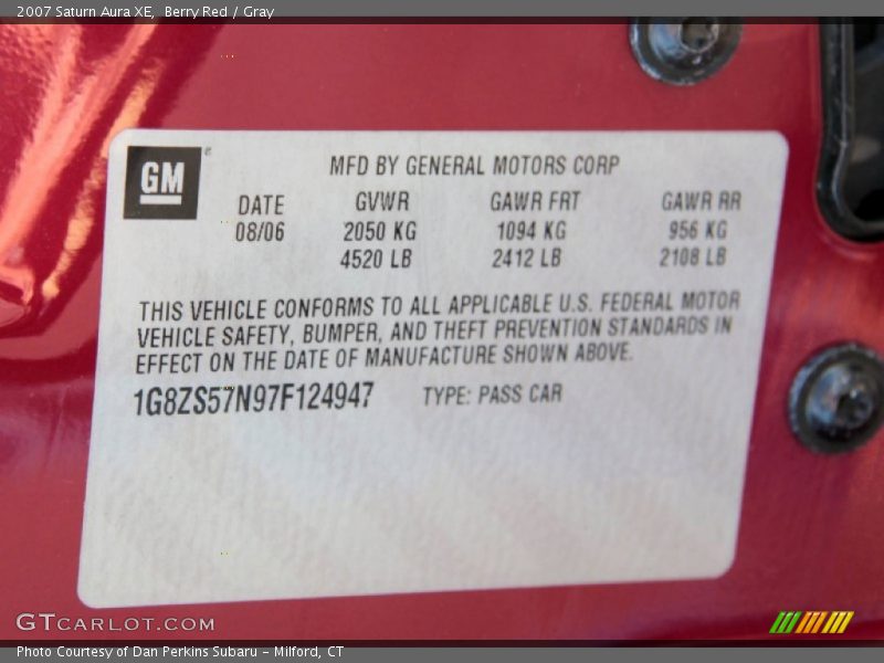 Berry Red / Gray 2007 Saturn Aura XE