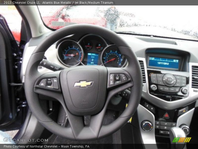 Atlantis Blue Metallic / Jet Black/Medium Titanium 2013 Chevrolet Cruze LS