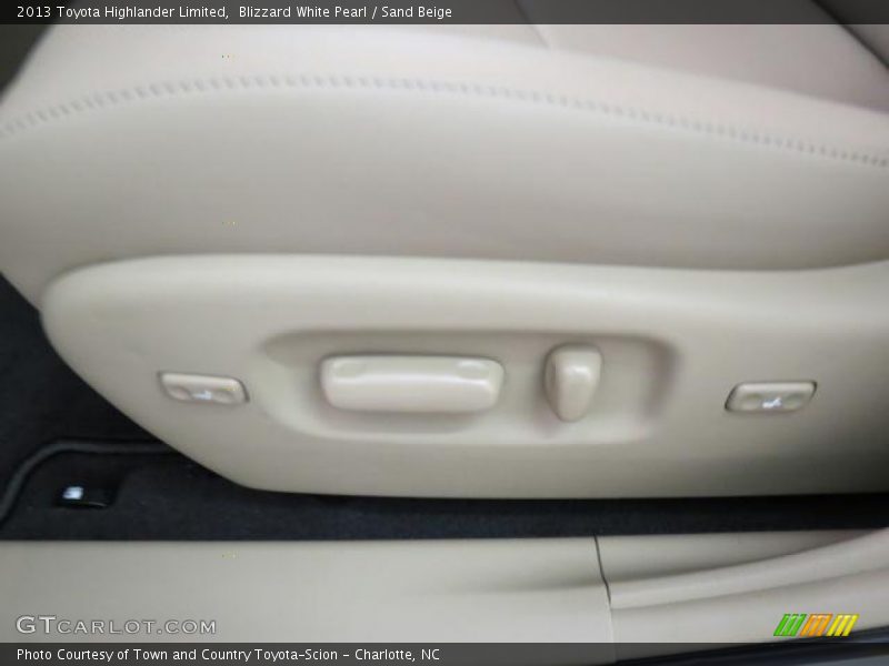 Blizzard White Pearl / Sand Beige 2013 Toyota Highlander Limited