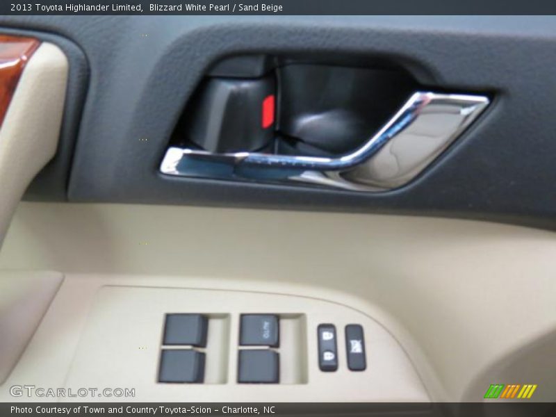 Blizzard White Pearl / Sand Beige 2013 Toyota Highlander Limited