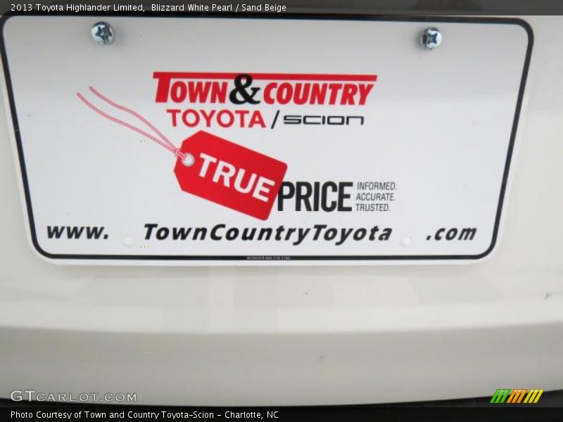 Blizzard White Pearl / Sand Beige 2013 Toyota Highlander Limited