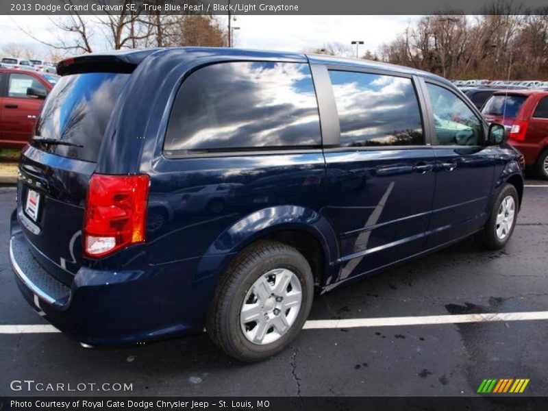 True Blue Pearl / Black/Light Graystone 2013 Dodge Grand Caravan SE