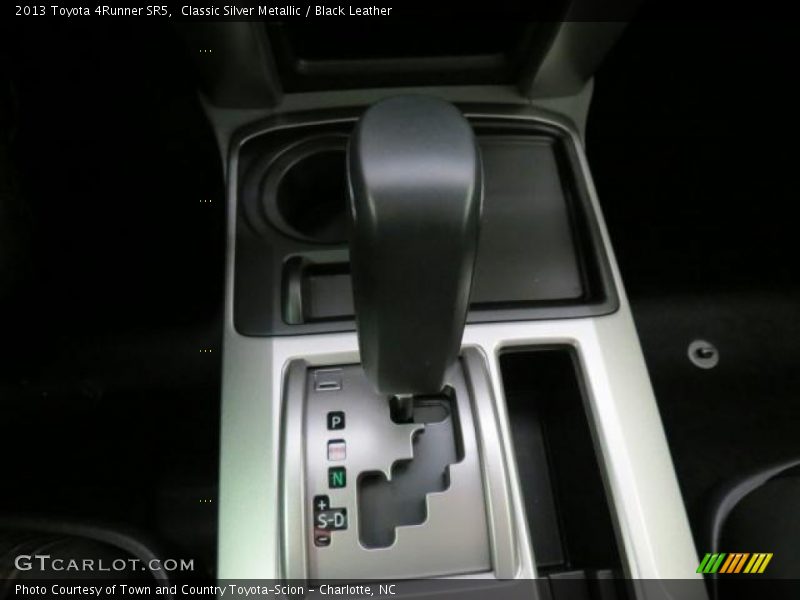 Classic Silver Metallic / Black Leather 2013 Toyota 4Runner SR5