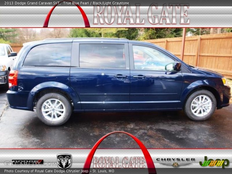 True Blue Pearl / Black/Light Graystone 2013 Dodge Grand Caravan SXT