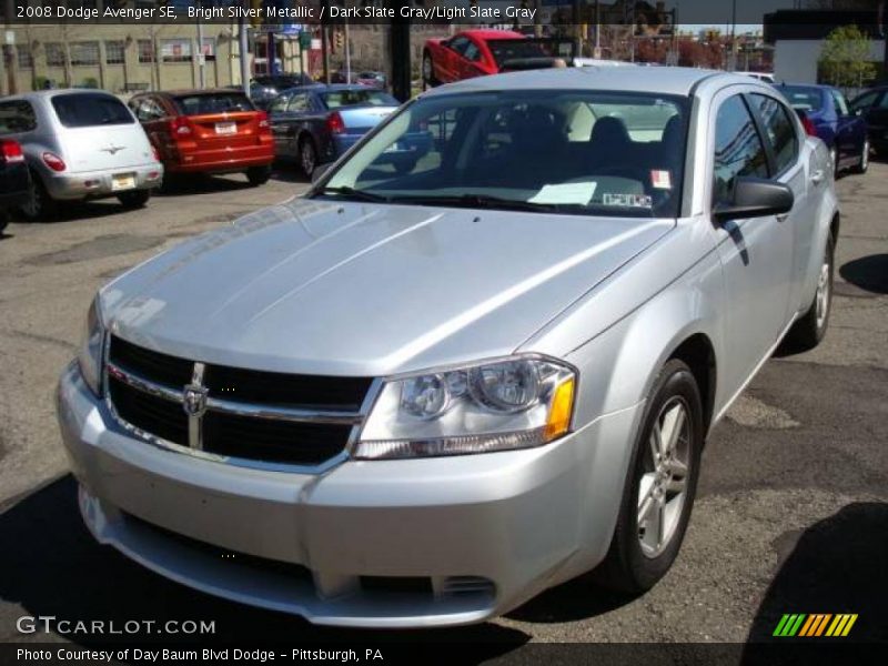 Bright Silver Metallic / Dark Slate Gray/Light Slate Gray 2008 Dodge Avenger SE