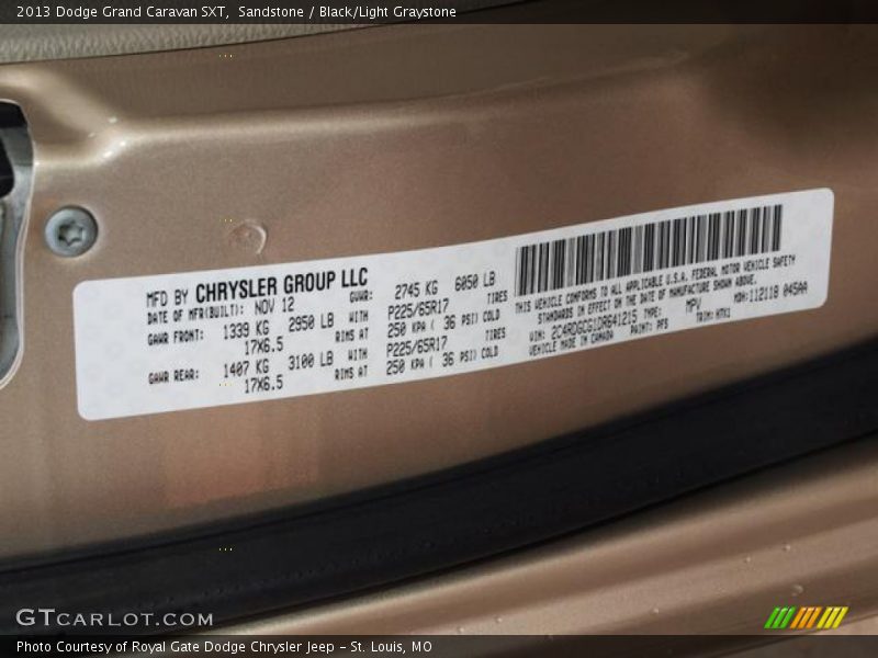 Sandstone / Black/Light Graystone 2013 Dodge Grand Caravan SXT