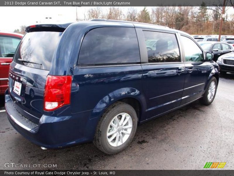 True Blue Pearl / Black/Light Graystone 2013 Dodge Grand Caravan SXT
