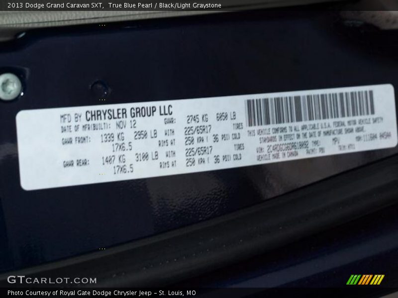 True Blue Pearl / Black/Light Graystone 2013 Dodge Grand Caravan SXT