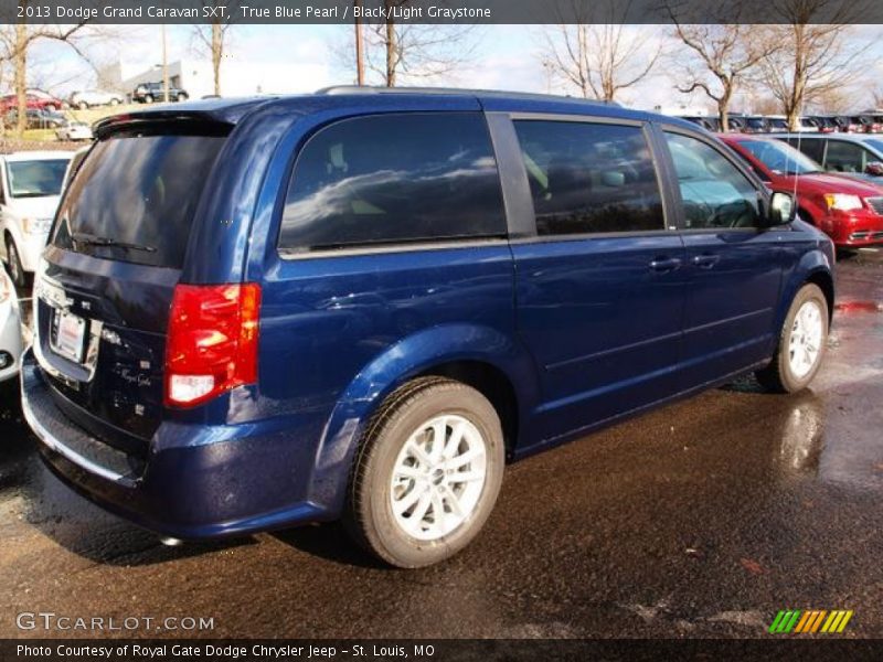 True Blue Pearl / Black/Light Graystone 2013 Dodge Grand Caravan SXT