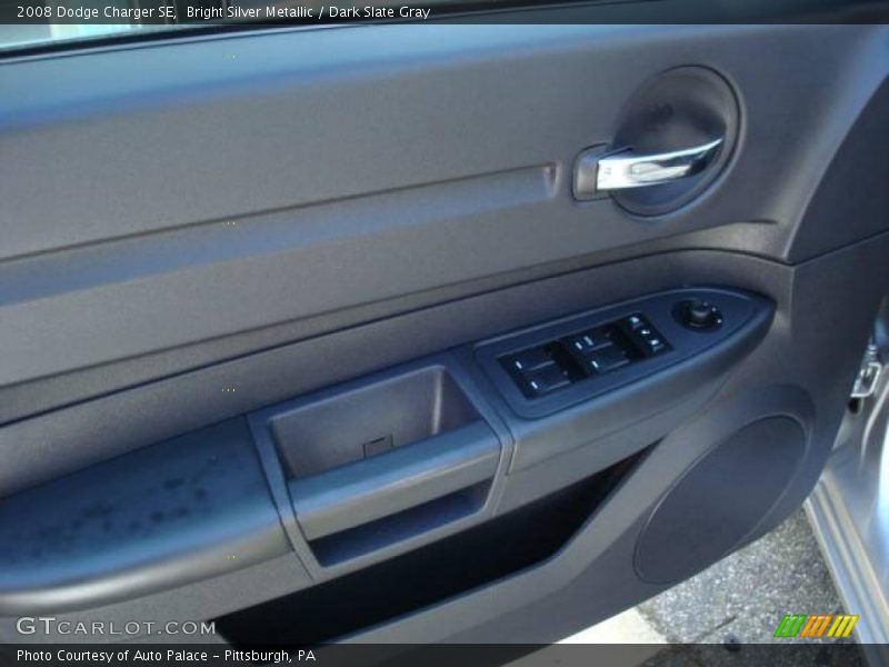 Bright Silver Metallic / Dark Slate Gray 2008 Dodge Charger SE