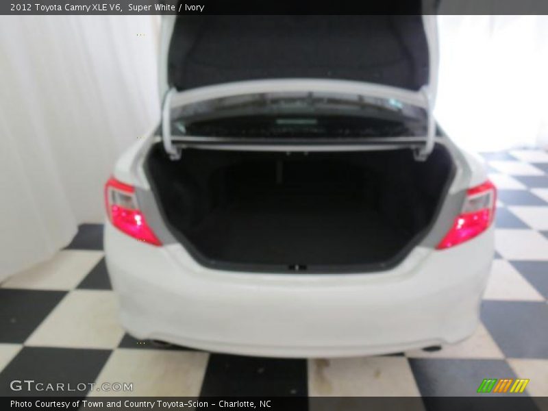 Super White / Ivory 2012 Toyota Camry XLE V6