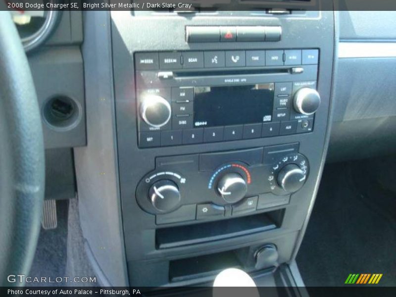 Bright Silver Metallic / Dark Slate Gray 2008 Dodge Charger SE