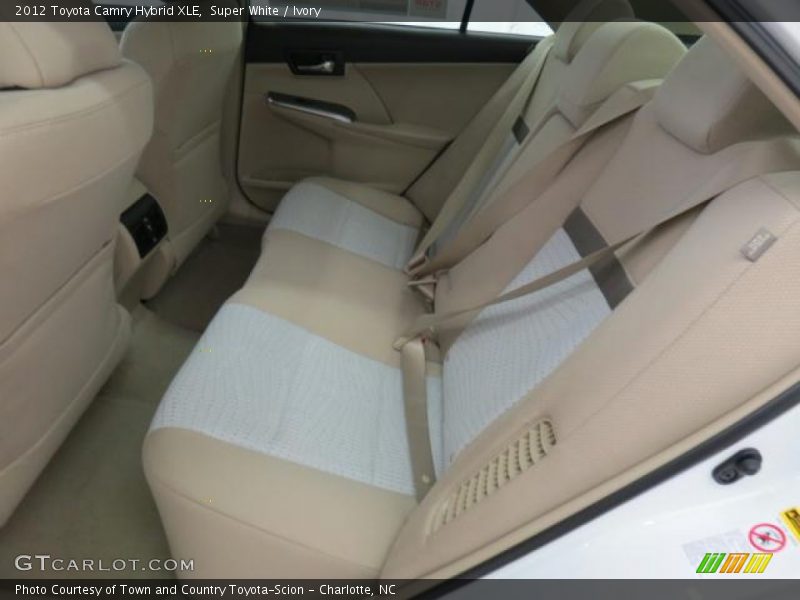 Super White / Ivory 2012 Toyota Camry Hybrid XLE