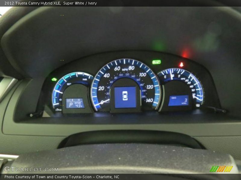 Super White / Ivory 2012 Toyota Camry Hybrid XLE