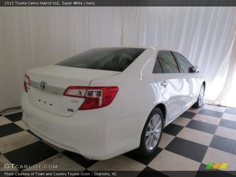 Super White / Ivory 2012 Toyota Camry Hybrid XLE