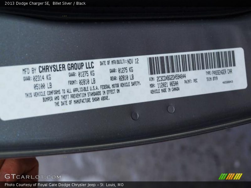 Billet Silver / Black 2013 Dodge Charger SE