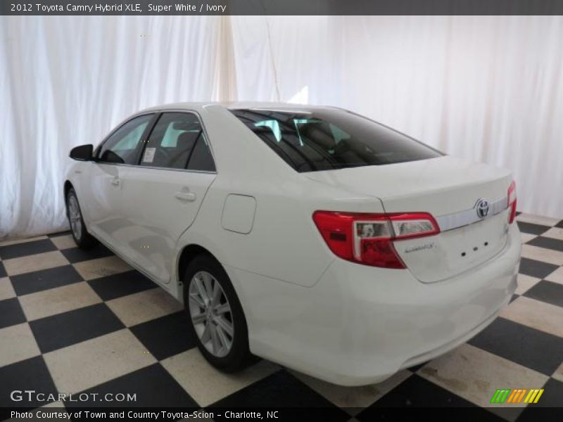 Super White / Ivory 2012 Toyota Camry Hybrid XLE