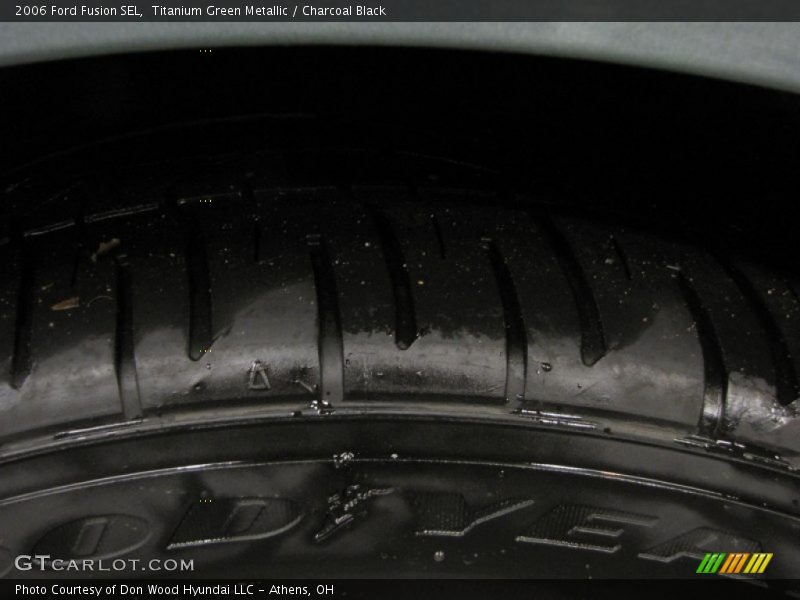 Titanium Green Metallic / Charcoal Black 2006 Ford Fusion SEL