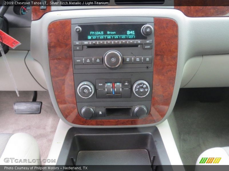 Silver Birch Metallic / Light Titanium 2009 Chevrolet Tahoe LT