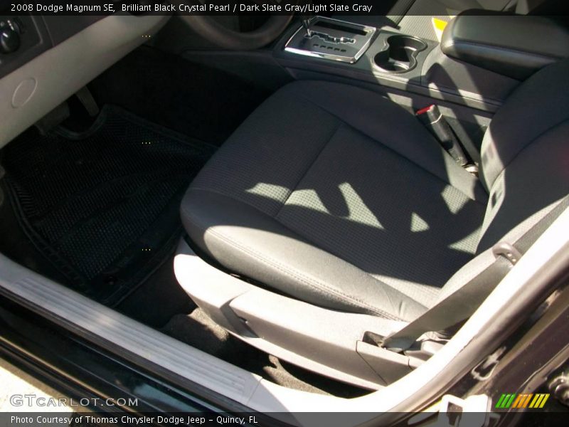 Brilliant Black Crystal Pearl / Dark Slate Gray/Light Slate Gray 2008 Dodge Magnum SE