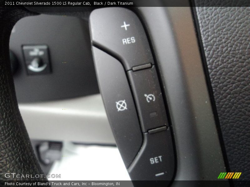 Black / Dark Titanium 2011 Chevrolet Silverado 1500 LS Regular Cab