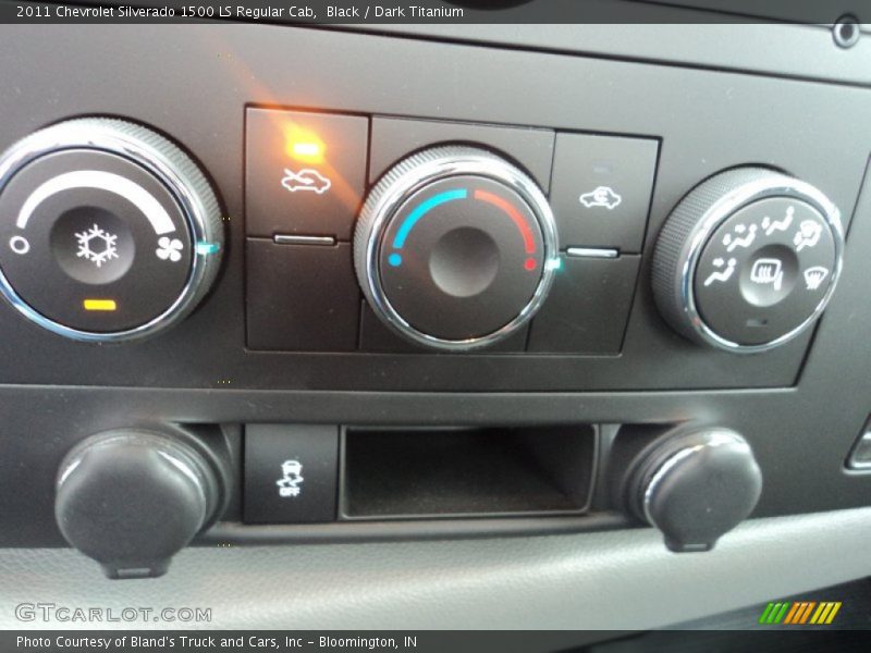 Black / Dark Titanium 2011 Chevrolet Silverado 1500 LS Regular Cab