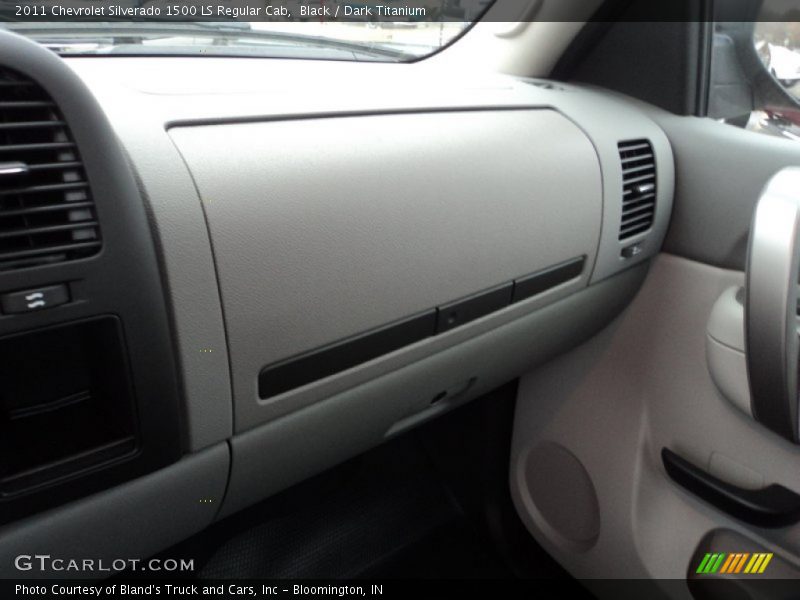 Black / Dark Titanium 2011 Chevrolet Silverado 1500 LS Regular Cab