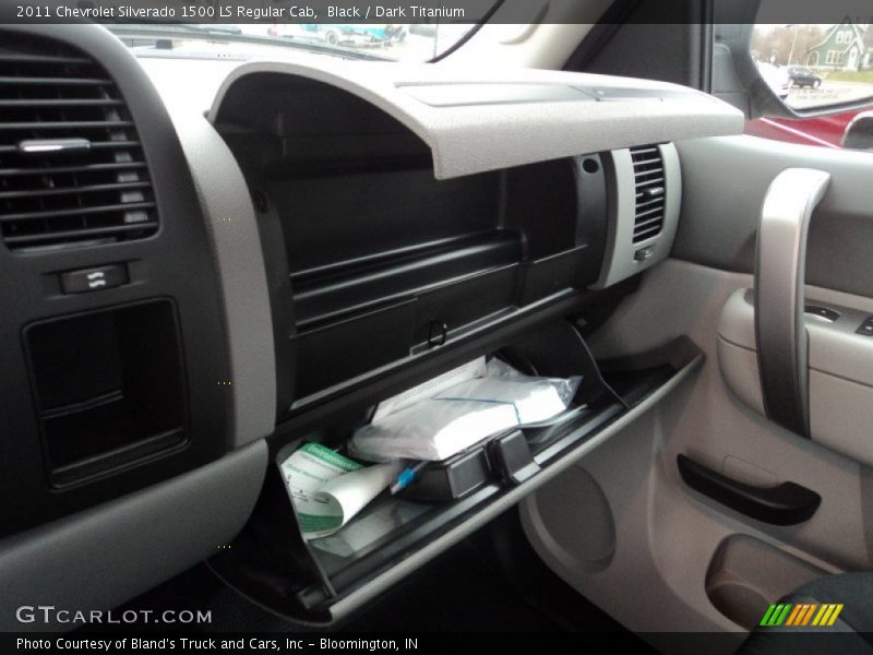 Black / Dark Titanium 2011 Chevrolet Silverado 1500 LS Regular Cab