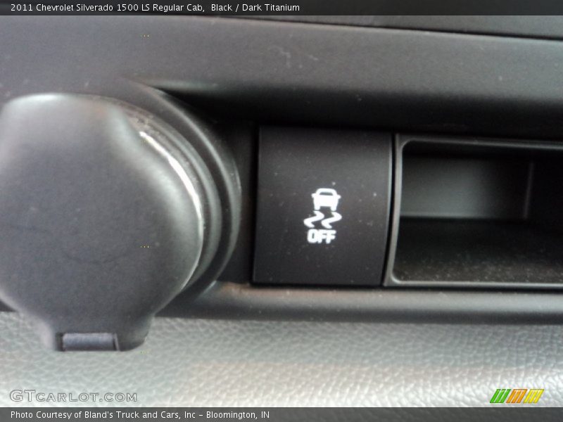Black / Dark Titanium 2011 Chevrolet Silverado 1500 LS Regular Cab