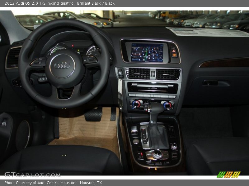 Brilliant Black / Black 2013 Audi Q5 2.0 TFSI hybrid quattro