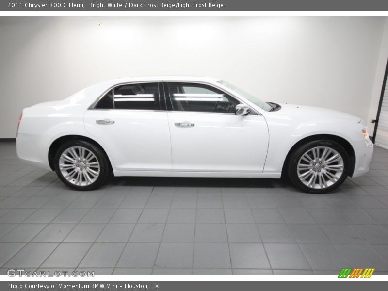 Bright White / Dark Frost Beige/Light Frost Beige 2011 Chrysler 300 C Hemi