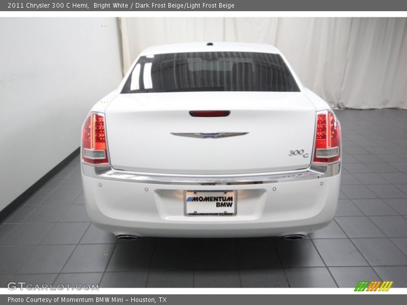 Bright White / Dark Frost Beige/Light Frost Beige 2011 Chrysler 300 C Hemi