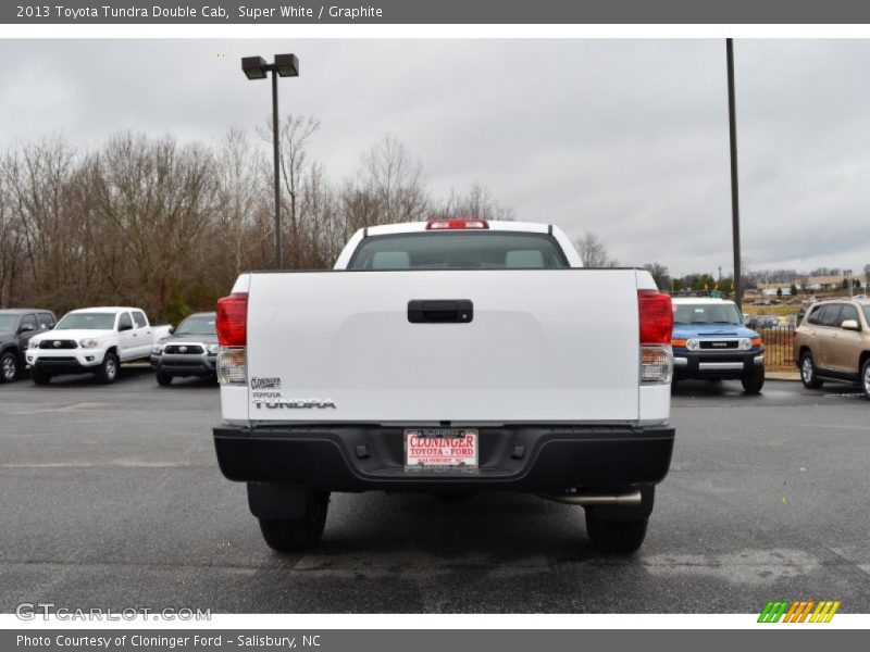 Super White / Graphite 2013 Toyota Tundra Double Cab