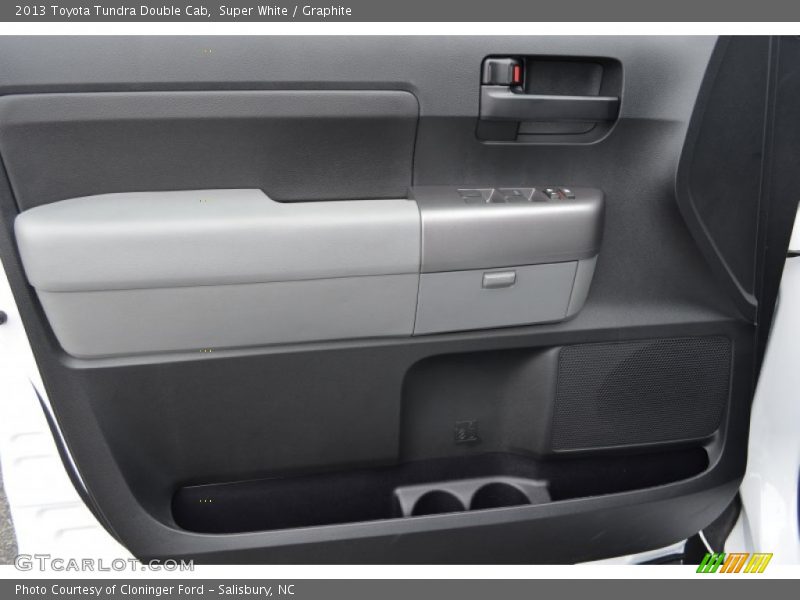 Super White / Graphite 2013 Toyota Tundra Double Cab